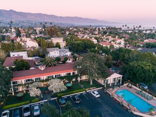 Aerial view of Lavender Inn hotel in Santa Barbara